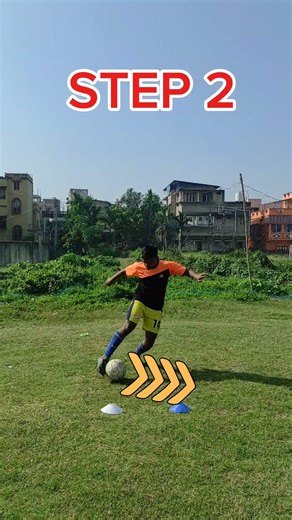 Crazy dribble skill tutorial ⚽🥵❤🤯💯#football #skills #footballplayer #footballtraining #viral