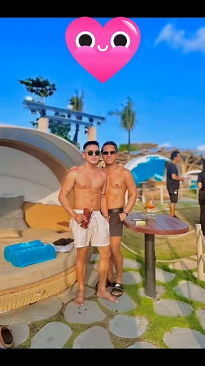 Beautiful beach club | Randy Florendo