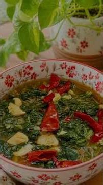 Grandma’s Secret Recipe for Perfect Green Kashmiri Haak (collard Greens)