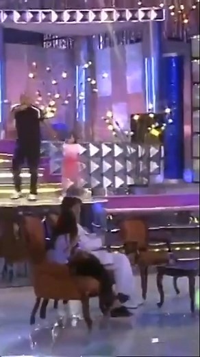 Džej - 99 žena | Folkoteka