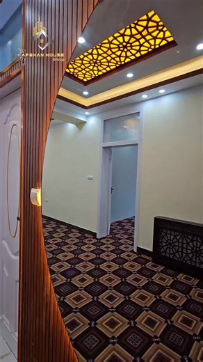 🔰آپارتمان 5 اتاقه فروشی آدرس: کابل،ناحیه 4، پروان سوم. قیمت: 103,000 دالر با جور آمد. 🔎مشخصات: ✔️متراژ: 186m² ✔️اسناد: قانونی و شرعی ✔️ منزل: 2 ✔️ تعداد حمام و تشناب: 3 ✔️ آشپزخانه: یک آشپزخانه امکانات و سهولت های رفاهی: 1️⃣ پارکینگ؛ 2️⃣ مرکزگرمی فعال؛ 3️⃣ آب شیرین؛ 4️⃣ میتر برق مستقل ؛ 5️⃣ لفت؛ 6️⃣ دارای سه بالکن؛ نوت: تمام معاملات مطابق با پول افغانی صورت میگیرد. برای مشاوره و جزئیات بیشتر با ما در ارتباط شوید: 0783111134_0766111134 0704111134_0786111151 ثبت املاک: 0787171111 شراکت آباد: 078