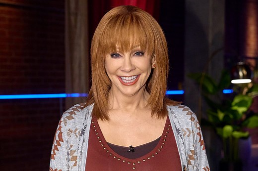 Reba McEntire Says This Beer-Infused Recipe Is a "Perfect” Super Bowl Party Food