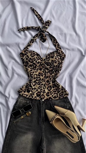 Stylish Backless Halter Tops for Women