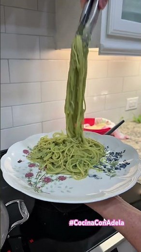 This is how I make my super creamy green spaghetti #recipe #spaghetti #cooking