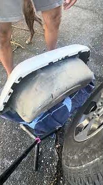 Ripping off a jeep fender! 💪💪 #jeep #repairing #wrangler
