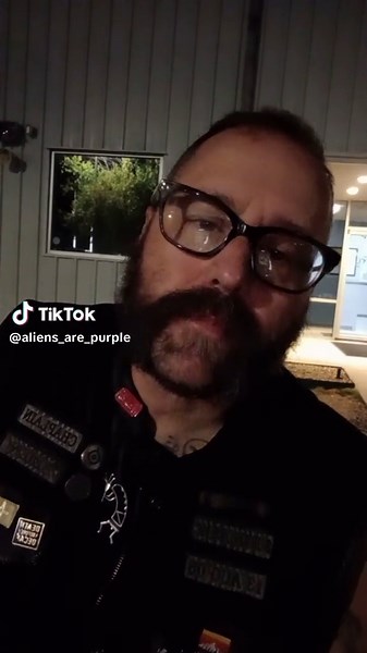 #smc #survivorsmc #roadglidespecial #rgs #purple #alien #ride #coffeetime #thegoodstuff #morning #4dayweekend #outofstate #work #mc #bagger #knowyourworth #enjoylife #taketimeforyou #taketimeforyourself #crybaby #meandmine #harleydavidson #soberlife #19 #19years #sober #cleanandsober