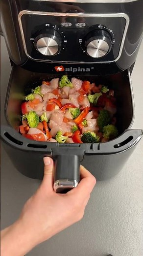 Air Fryer Chicken & Veggies — Healthy Dinner in 20 Minutes 🍗🥦 Easy air fryer recipes