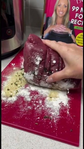 A WEEK OF SLOW COOKER DINNERS | Easy One-Pot Family Meals | Slow Cooked recipes #slowcooker #recipe