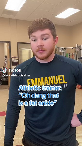 That’s one way to lose a boot #athletictrainer #athletictraining #sportsmedicine #atproblems #sports #athlete #ankle #ankleinjury #injury #fyp