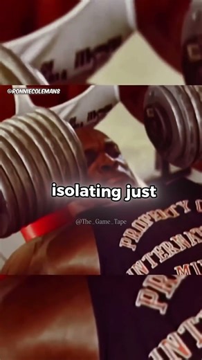 Why bodybuilders are WEAK in the Real world?