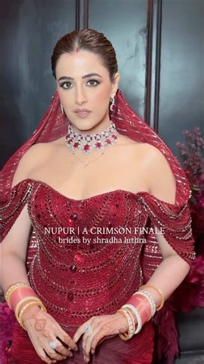Nupur Sanon Wedding Reception Look | Stebin Ben | Kriti Sanon Sister | Red Gown | Bollywood Bride