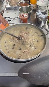 Lugawan na may Betamax #phillipinestreetfood #pinoystreetfood #fblifestyle #lugawoverload #lugawan #lugaw | Food Habit