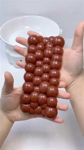 Transform Egg into Art: DIY Jelly Toy Fun