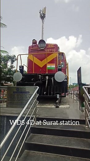 WDS 4D locomotive displayed at Surat station. #wds4 #wds4d #SuratStation #wds