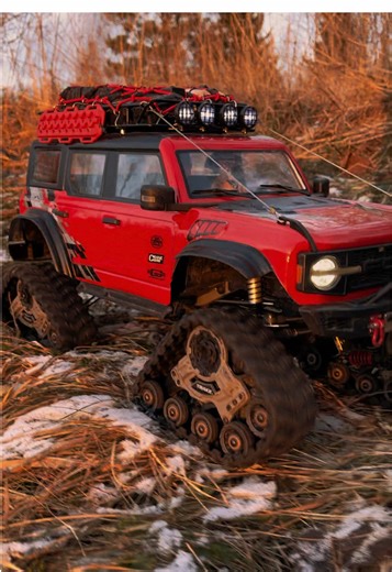 Adventure in the Swedish sunset with the Bronco on Traxxas Traxx 😍 #rc #rcscale #rccrawler #snowtracks #foruyou