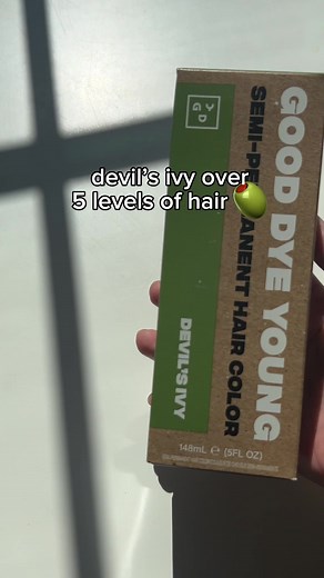 Good Dye Young Mossy Green Hair Dye: Fall Hair Trends