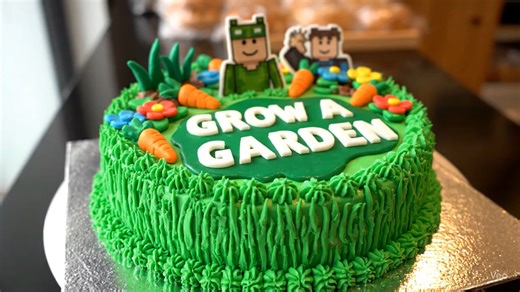 Making a Roblox ‘Grow a Garden’ Cake . Create your own Roblox “Grow a Garden” Themed Cake just like a professional bakery! 🌿🎂 In this video, we’ll show every step — from baking soft sponge layers to frosting, crumb coating, and decorating with colorful edible Roblox garden elements. Perfect for birthdays, Roblox fans, and creative cake lovers. This 2 KG round Roblox cake is inspired by the Grow a Garden game — featuring edible grass, mini trees, soil-textured chocolate crumbs, and cute fondant