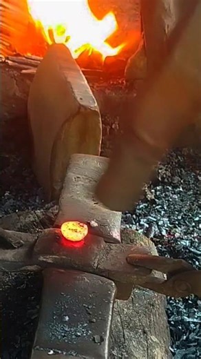 black hemmar vs man work village work. #blacksmith #hammerwork #shortvideo