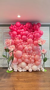 🌸 Pink Ombre Balloon Wall 🌸 Obsessed with this pink ombre balloon backdrop—and the best part? No framework needed! This seamless balloon installation creates a stunning focal point for any event, from baby showers to birthday parties, bridal showers, and even graduation parties 💕 The soft gradient from dark to light pink balloons adds a dreamy touch, and these oversized pink flowers from @ketiestory take it to the next level! If you’re looking to elevate your event decor, these statement flor