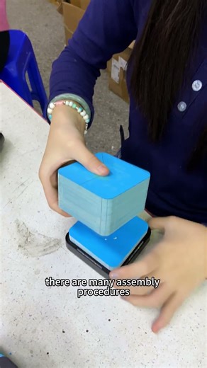 From Paper to Globe 🌍 Watch the Assembly of This Stunning 3D Earth Memo Pad