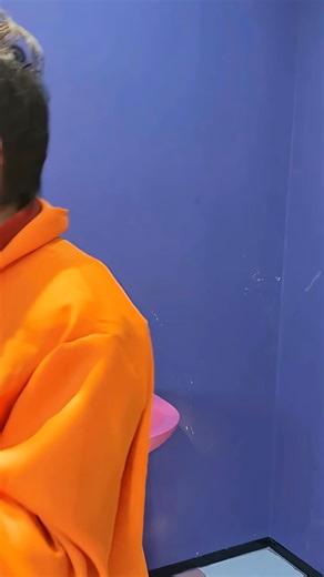 Too funny to be serious 🤡❤️ - - - - - #funnyclown #clownlife #circusfun #dailyfunny #comiclife #laughoutloud | Clowns Rock