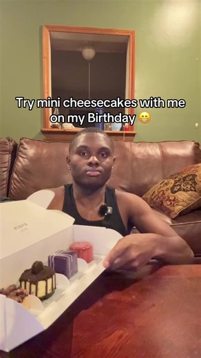 Delicious Mini Cheesecake Review for Birthdays