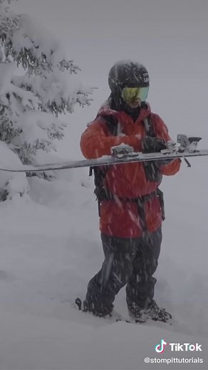 Another powder tip for you ❄️❄️❄️ #powpowpow #skiingislit🔥 #freerideskiing #improveyourskiing #howtoskipow #stompittutorials