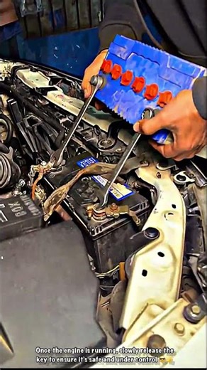 Cordless Battery Jumper Trick: Connector Terminal Emergency Solution