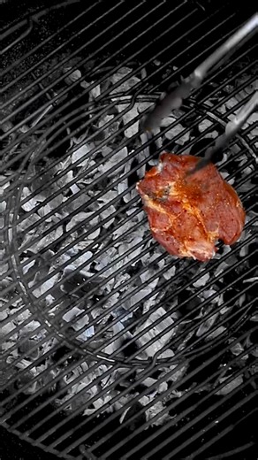 How to Braai BRAAI PORK NECK STEAK 🔥🔥🔥🔥 Thanx for the recipe SA Pork • Taste the Possibilities For more Pork recipes click here Website: https://sapork.co.za/ Facebook SA Pork • Taste the Possibilities | Lekker Braai Life