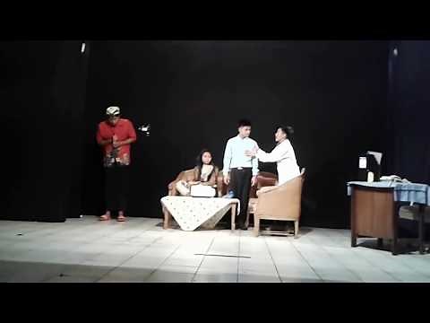 teater sekolah "drama lucu"