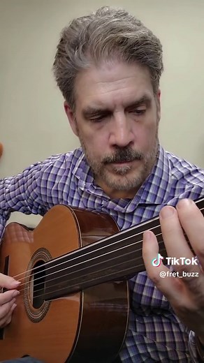 How to approach the fretless guitar. #fretlessguitar #fretless #perdesiz #guitartok