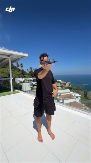 Does movement ever get in the way of your shot? 👀 Not with DJI Neo 2. DJI Neo 2 stays tracked through every turn and transition. Plants, movement, distractions—none of it slows the shot down. Even when the pace changes, the frame stays clean and steady. 😎 🎥: sembler8 #DJI #DJINeo2 #cameradrone #fyp #VillaLife | DJI