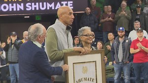 Notre Dame celebrates John Shumate, Irish defense lacks as Marquette controls Irish, 79-64