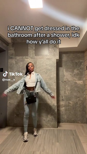 Mastering the Art of Post-Shower Dressing: Tips and Tricks