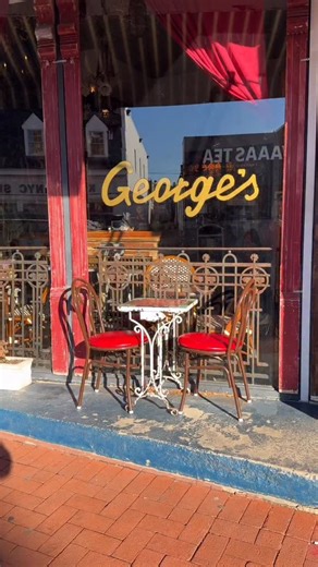 🎁Shop small and handmade for the holidays at The Wonder(mini)Mart inside George’s in Huntington! Whether you’re looking for stocking stuffers or a little extra something for someone special — we’ve got you covered! Come check it out and stay for a drink or two🍻 📍George’s 344 New York Ave, Huntington, Long Island | The WonderMart