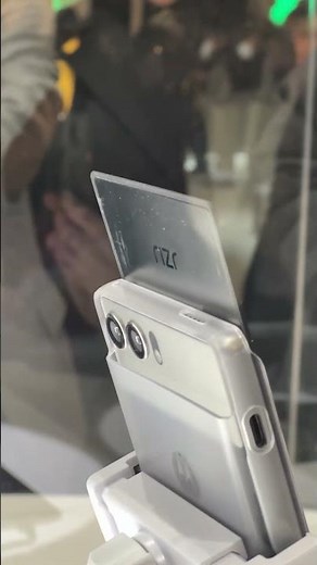 Motorola Rizr and Lenovo Rollable Notebook at MWC 2023 #mwc23 #lenovo #motorizr