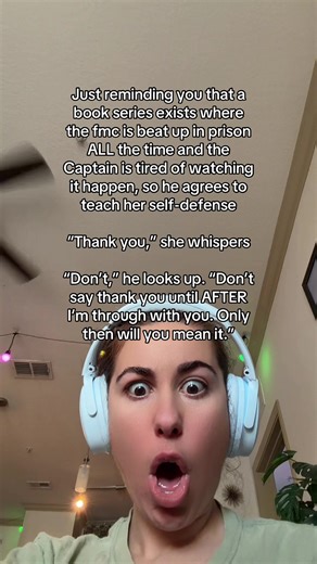 The banter and TENSION in those training scenes 😮‍💨❤️‍🔥🗡️ Book: Us Dark Few #booktokfyp #bookrecs #enemiestolovers #enemiestoloverstrope #bookrecommendation