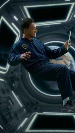 Universitas Terbuka Bandung on Instagram: "Kami memang saling berjauhan 🌍 Terpisah jarak, waktu, bahkan berbeda negara ✈️ Namun satu hal yang selalu menyatukan kami: semangat untuk terus menempuh pendidikan 🎓 Bagi kami, keterbatasan bukanlah alasan untuk berhenti belajar. Walaupun berada jauh dari kampus, bahkan di pelosok negeri, pendidikan tetap bisa kami raih 📚 Sambil bekerja 💼, kami tetap berkuliah dan meningkatkan kualitas diri. Dengan sistem pembelajaran yang fleksibel, Universitas Ter