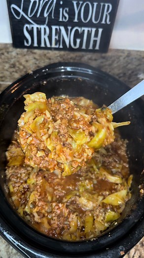 Crockpot Cabbage Roll Soup: Easy Comfort Food
