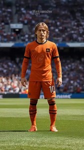 Si los programas de Adobe tuvieran su equipo de fútbol…⚽️ Y sí, Canva también participaría. 😬🙄 #DiseñoGráfico #AdobeUniverse #Creatividad #MotionDesign #Photoshop #Illustrator #PremierePro #AfterEffects #InDesign #AleksanderDes | Aleksander Des