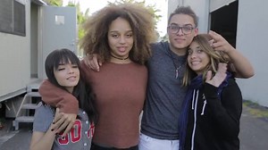 Hoy en el página de Facebook de #LaBanda a la 1:00 pm habrá un Fabeook Live con los participantes y estarán respondiendo todas tus preguntas. !No te lo pierdas! Gracias a Verizon | Univision