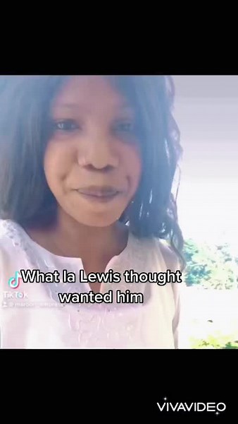 Understanding the Contrast in Lewis' Expectations