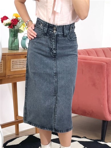 Feminine Look with SEVENTY 982 Bikini Style