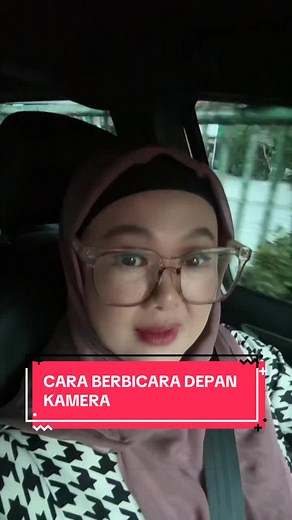 Cara Berbicara Depan Kamera: Panduan Teleprompter & Teks Video