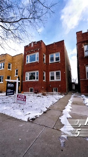 Albany Park 3-Unit Investment Opportunity for Sale