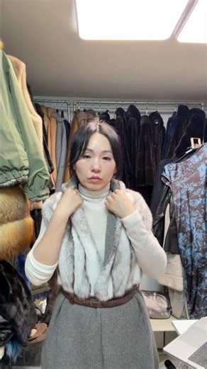 Factory Direct # Off-season Mink # Department Store Mink Sale # Cashmere Knit # Black Grama Mink ...