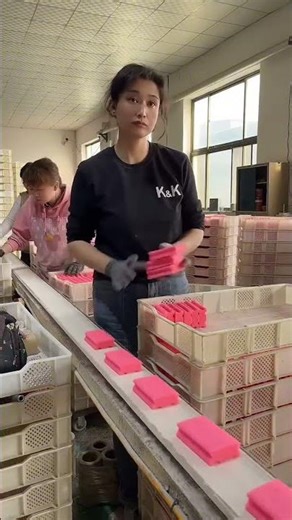 This Girl’s Soap Packing Skills Are Insane wood working art_hand crafts_#shorts