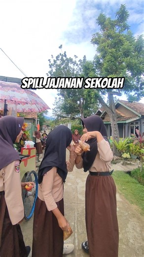 Morning snack on pellets😱