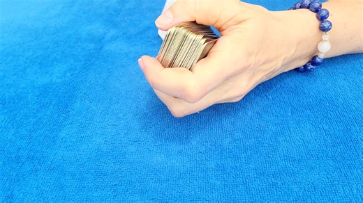 TAURUS- WHAT'S COMING UP? - LATEST UPDATE - EXTENDED READING