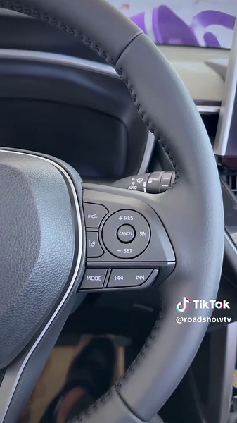 Toyota Corolla Cross HEV: Interior Features and Design